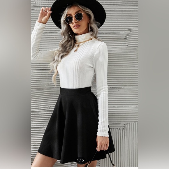 Two piece - Picture 3 of 3